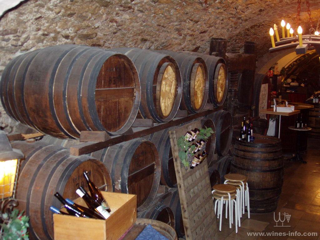 德國(guó)雷司令葡萄酒故鄉(xiāng)呂德斯海姆:中國(guó)葡萄酒資訊網(wǎng)